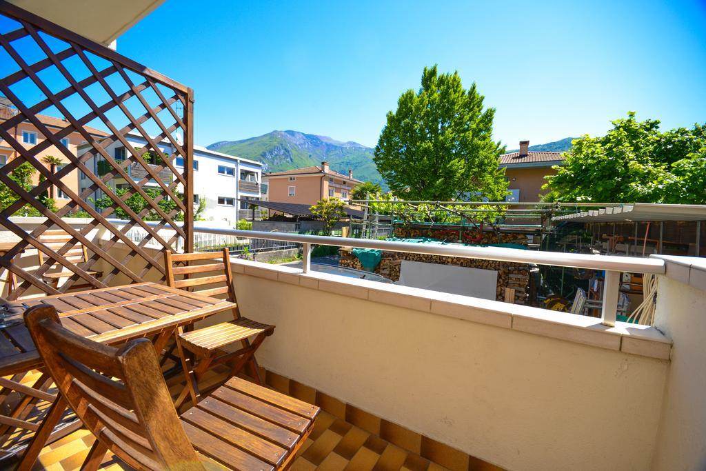 Residence Franca B&B Arco Exterior foto